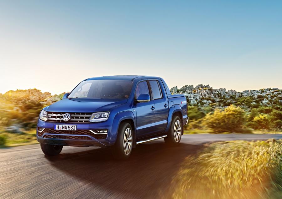  Volkswagen Amarok Double Cab Aventura 2016 года  (фото 18 из 29)